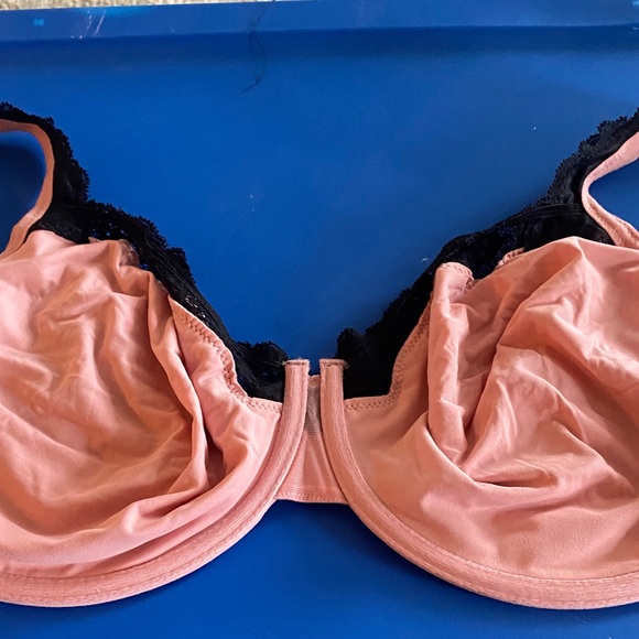 Soma Embraceable Unlined Pink and Black Lace Bra - Picture 6 of 11